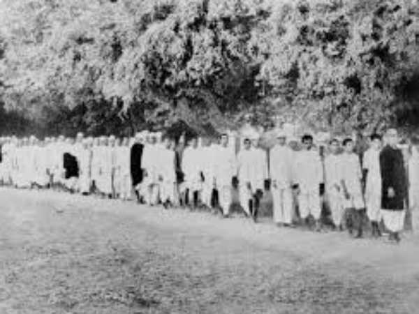 தர்ஷனா : 