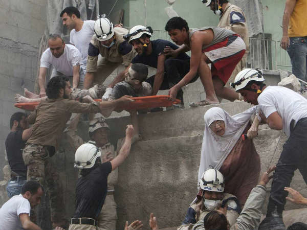 வொயிட் ஹெல்மட் : 