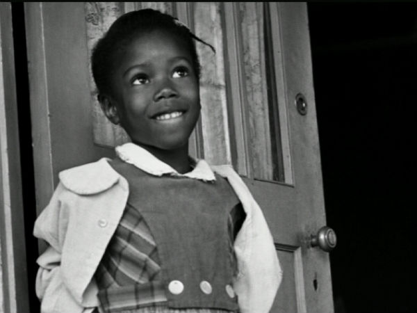 கிண்டர் கார்டன் : 