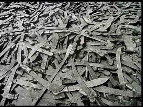 கொன்று குவிப்பு : 