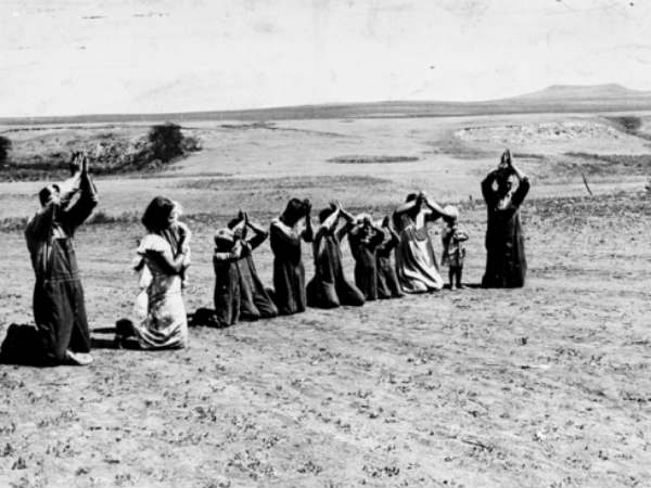  ஒக்கீஸ் : 