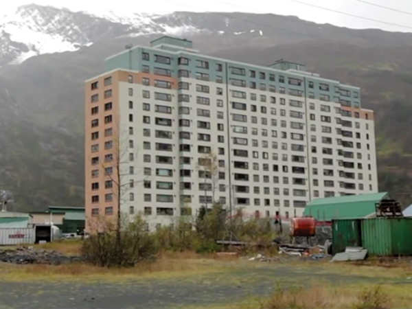 எல்லாம் ஓரிடத்தில் : 