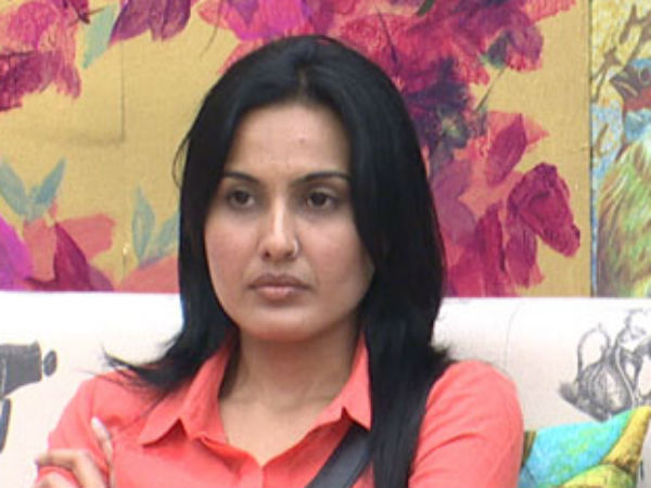 காம்யா பஞ்சாபி 