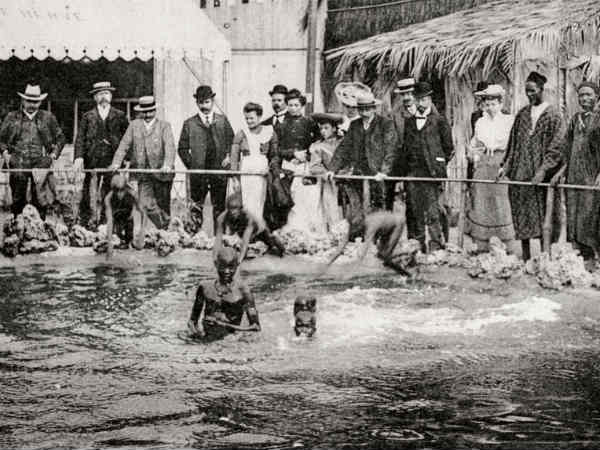 பெண்கள் : 