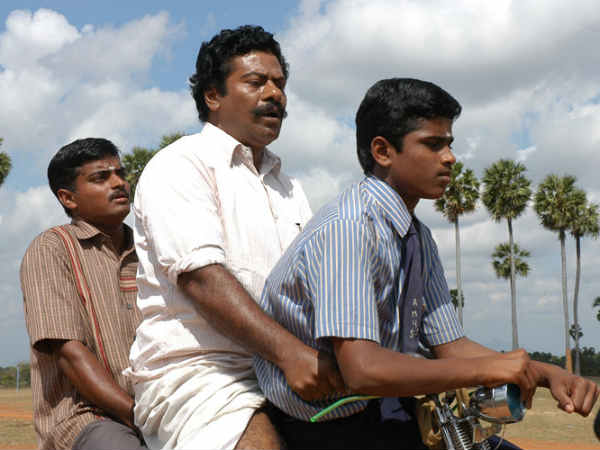  இருடா அப்பா வர்ரேன் : 