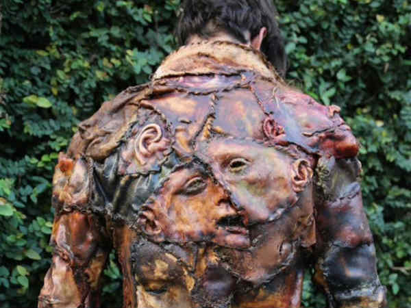 பேஷன் டிசைனர் : 