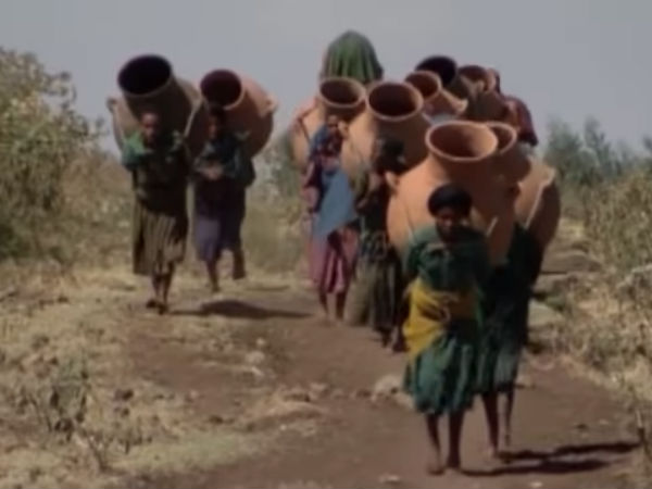 பெண்கள் : 