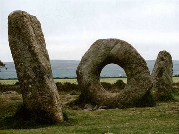 நுழைந்தால் குழந்தை! : 