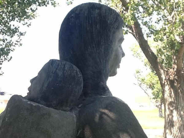 இங்கயே தங்கிக் கொள்கிறேன் : 