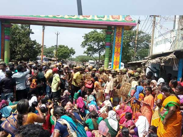 குருஞ்சாக்குளம் துப்பாக்கிச்சூடு