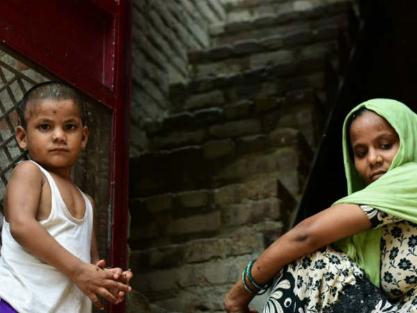 சொந்தக்காலில் நில்லு : 