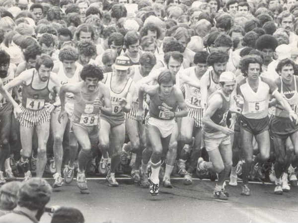 நான் இருக்கிறேன் : 