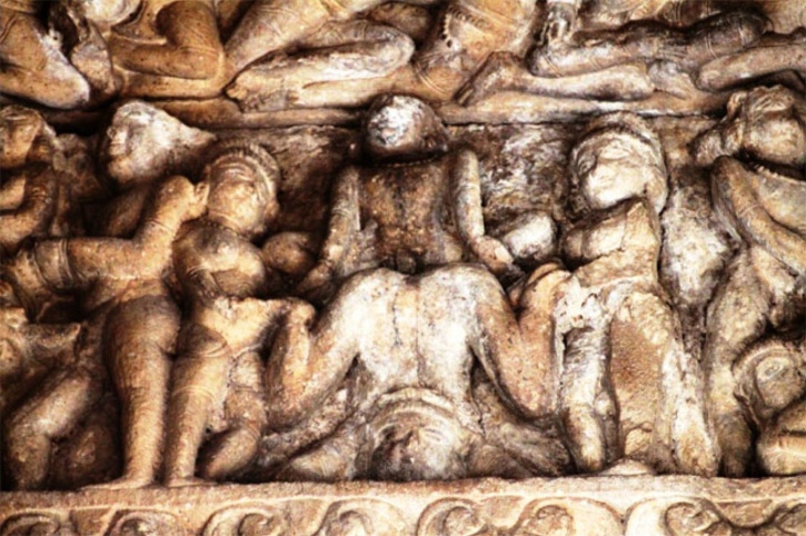 படவலி கோவில், மத்தியப் பிரதேசம்!