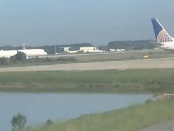 விமான தாமதம்