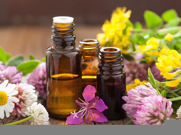 ஆப்பிள் சிடர் வினிகர் மற்றும் எசன்ஷியல் எண்ணெய் ஸ்ப்ரே 