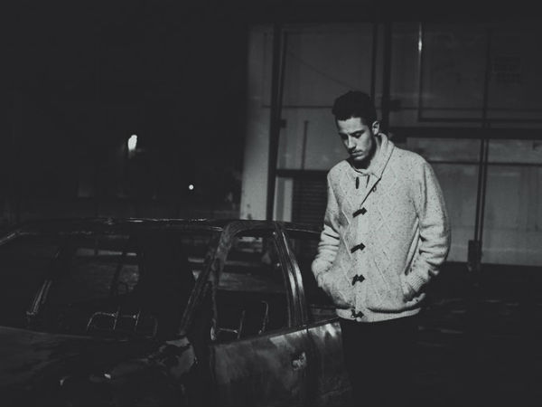 மீம்ஸ் போட்டு கலாய்பாங்க....