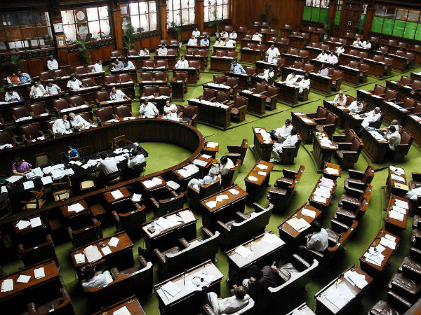 நோ செல்ஃபி சோன்!