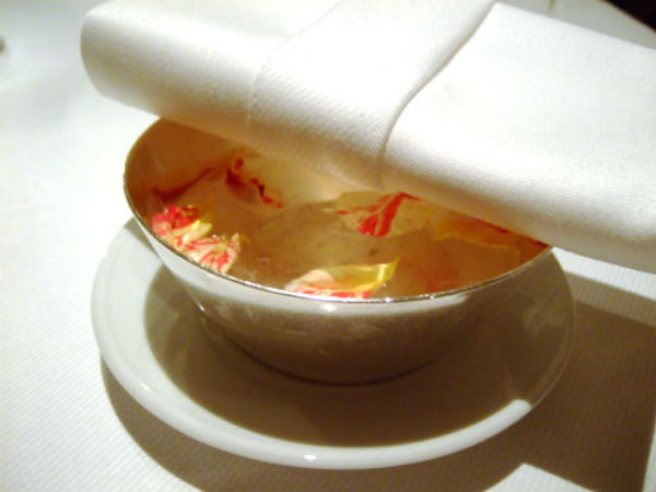 நறுமணத் துண்டுகள்