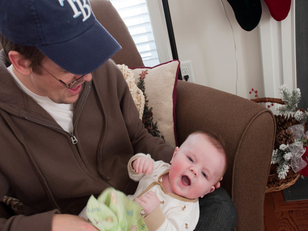 கிச்சு கிச்சு மூட்டலாமா கூடாதா?