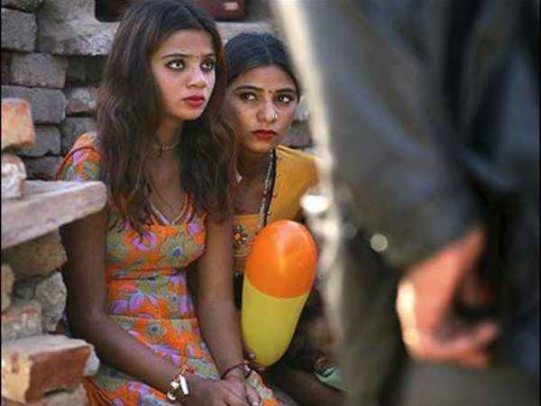 தடுத்தாள்!