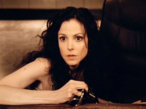 மேரி லூயிஸ் பார்கர்!