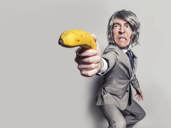 அடிக்கணும் திட்டனும்!