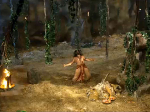 மரணப்படுக்கையில் துரியோதனன் மரணப்படுக்கையில் துரியோதனன்