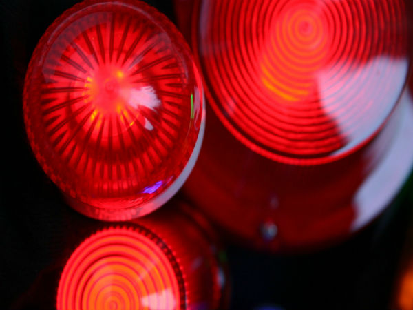 4. ரெட் அலர்ட்