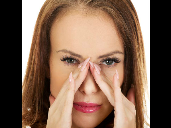 மூக்கு மசாஜ்