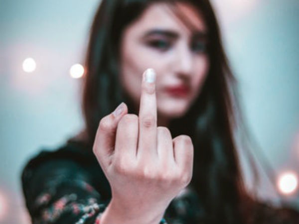 புரிந்துக் கொள்ள வேண்டும்...