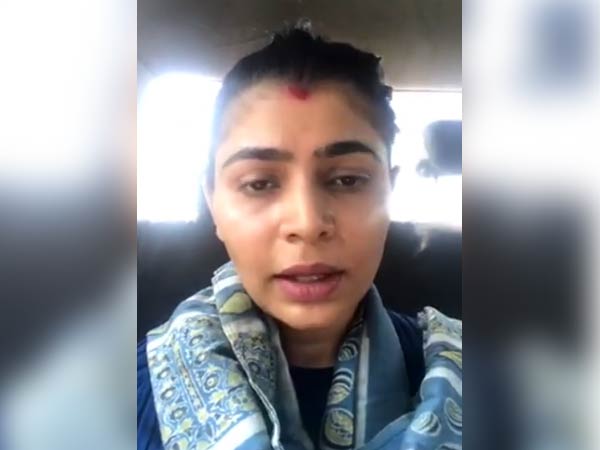 சின்மயி!