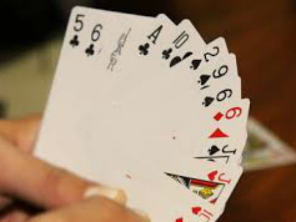 சூதாடும் இடம் 