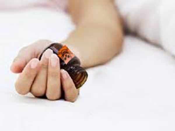 நிறைய தற்கொலை முயற்சி