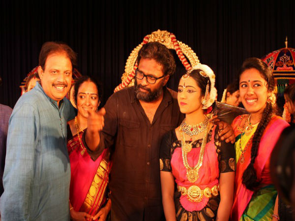 டான்ஸ் அரங்கேற்றம்