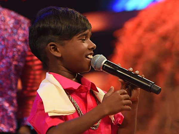 பாடலாசிரியர் பாடலாசிரியர்