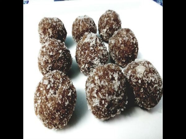 சாக்லேட் தேங்காய் லட்டு