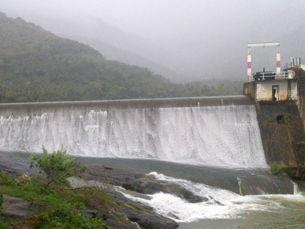 தண்ணீர் உயர்வது போன்ற கனவு