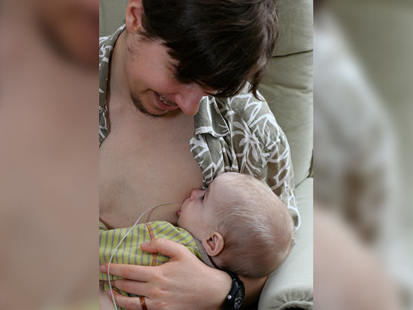 பாலூட்டும் உணர்வு 