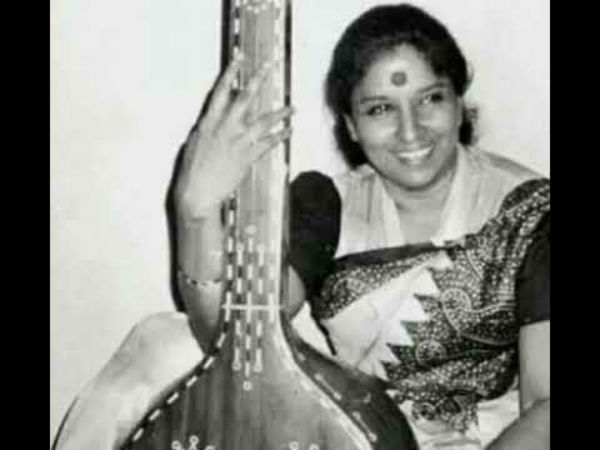  பாடிய பாடல்கள்