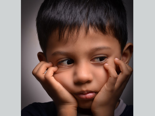 தாழ்ந்த பார்வை