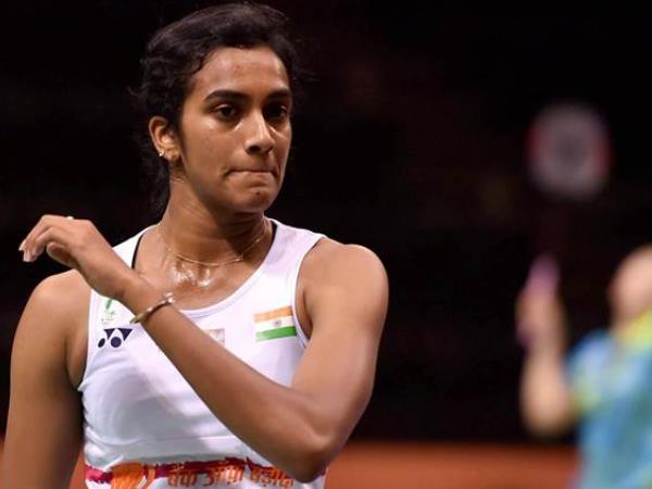 தலைவர்கள் பாராட்டு