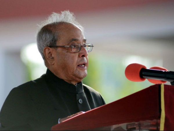 அரசியலில் ஒதுங்குதல்