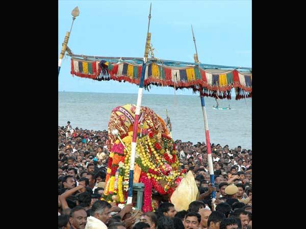 சிவனின் நெருப்பு பொறிகள்