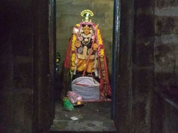 வேலும் மயிலும்