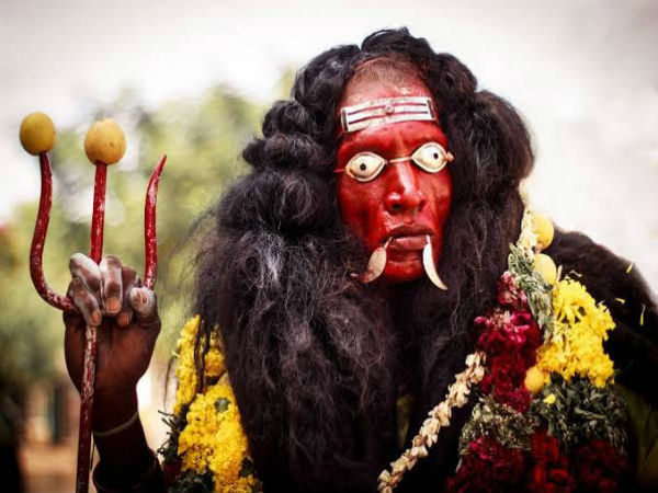 முத்தாரம்மனுக்கு வேண்டுதல்