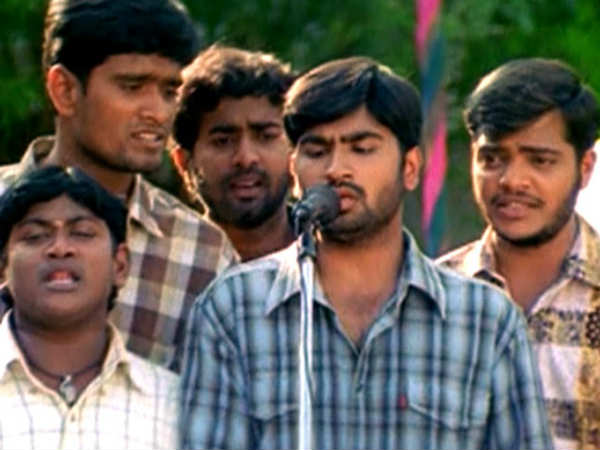 பாடலால் படும் தொல்லைகள்