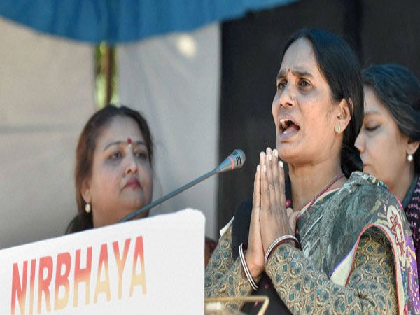 நன்றி தெரிவித்த நிர்பாயாவின் தாய்