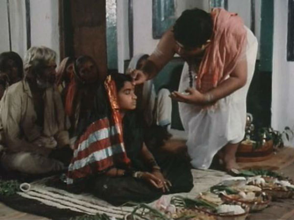 புனிதமான பாலியல் தொழிலாளிகள்