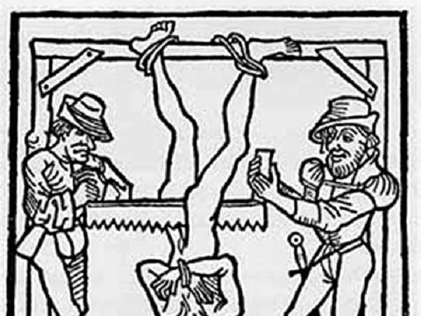 இரண்டாக அறுத்துக் கொல்வது இரண்டாக அறுத்துக் கொல்வது