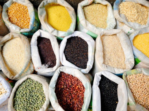 அரிசி மற்றும் தானியங்கள் அரிசி மற்றும் தானியங்கள்